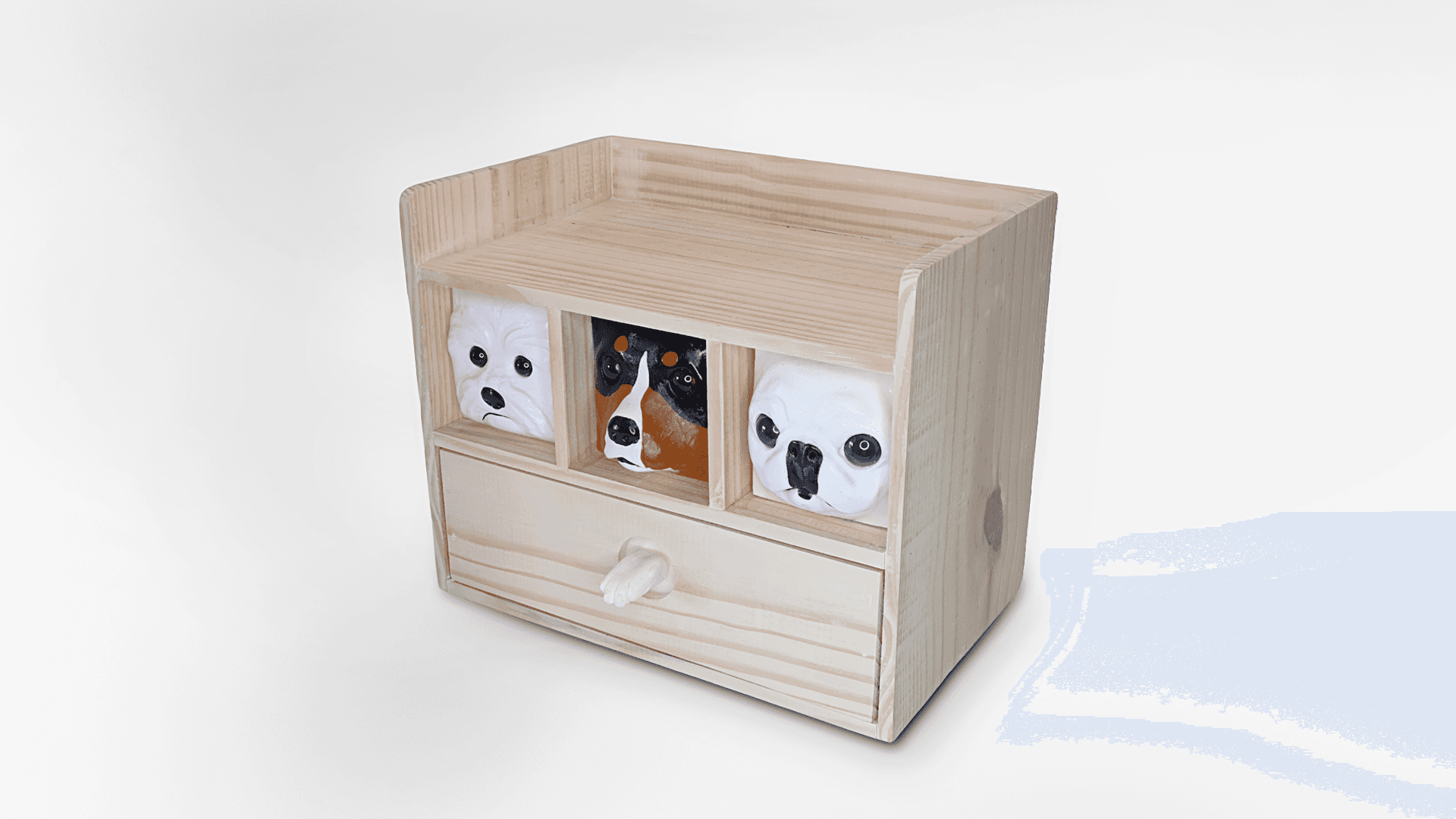 3 rostinhos com gaveta - imagem 3